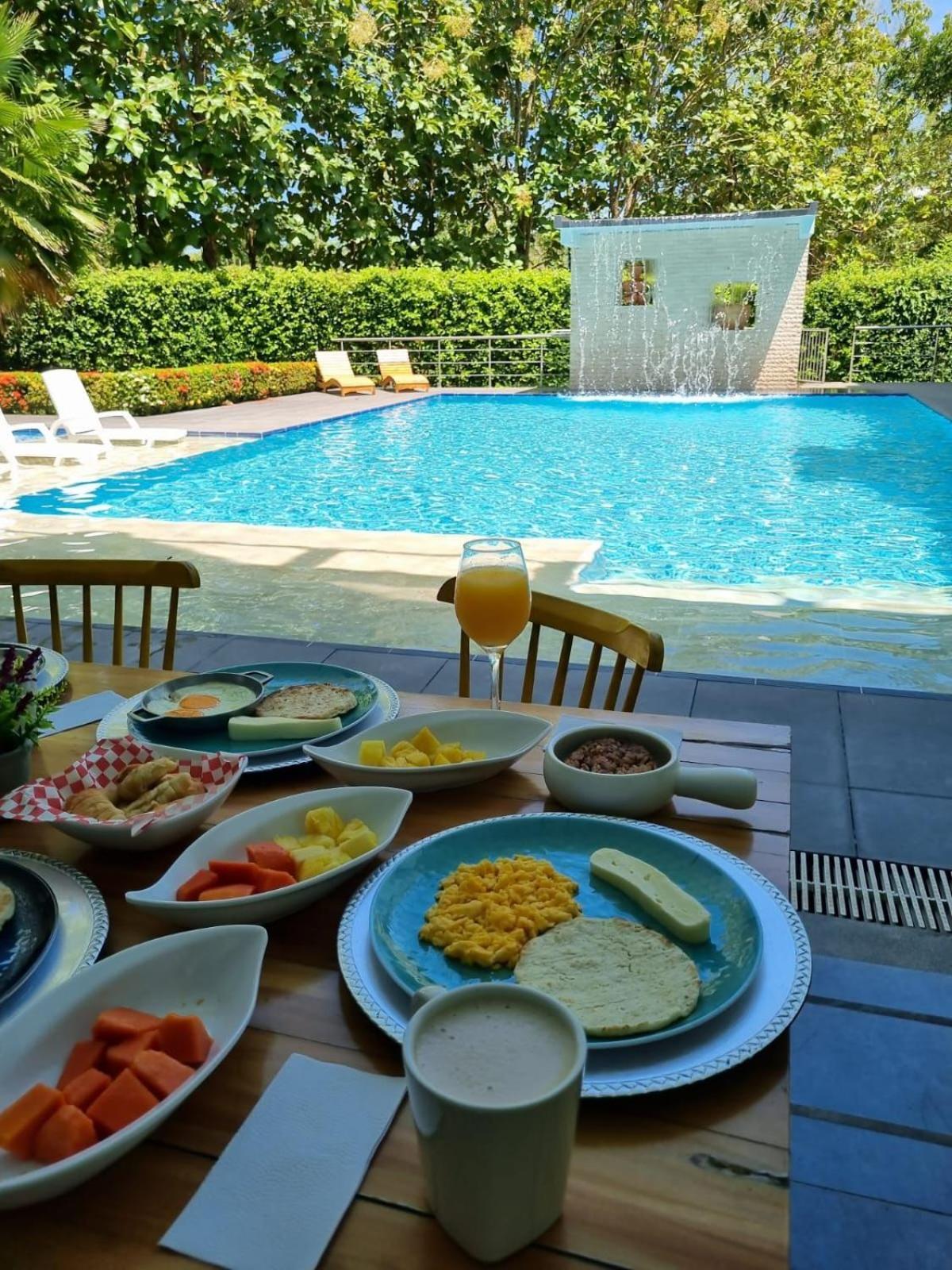 Hotel Puerto Triunfo Doradal Luaran gambar